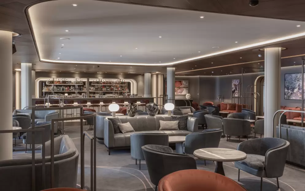 Silversea Silver Nova - Panorama Lounge 3, ©Silversea Cruises Ltd.jpg